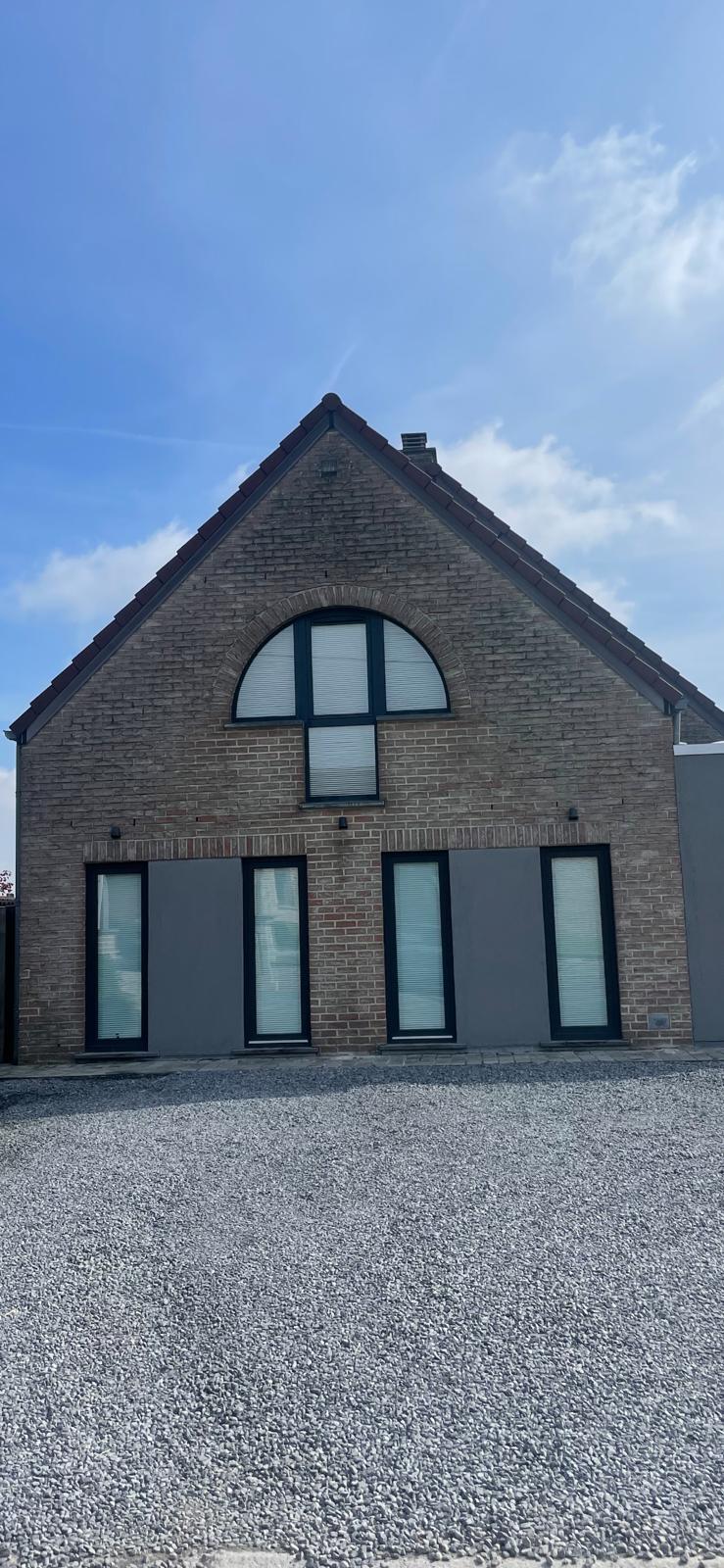 Façade avant ravalement